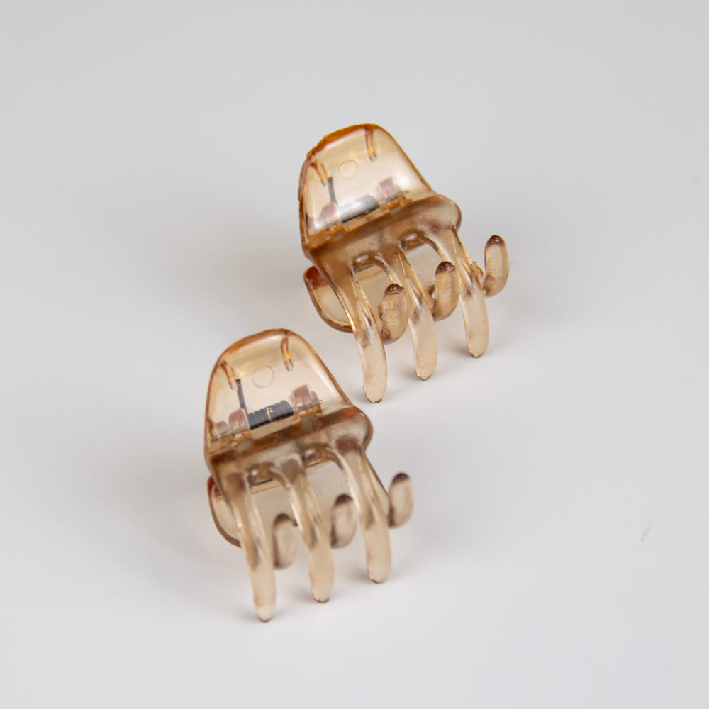 2x Mini Hair Claw Clips 3cm x 2cm Blonde Essentials French Hair Accessories at Tegen Accessories