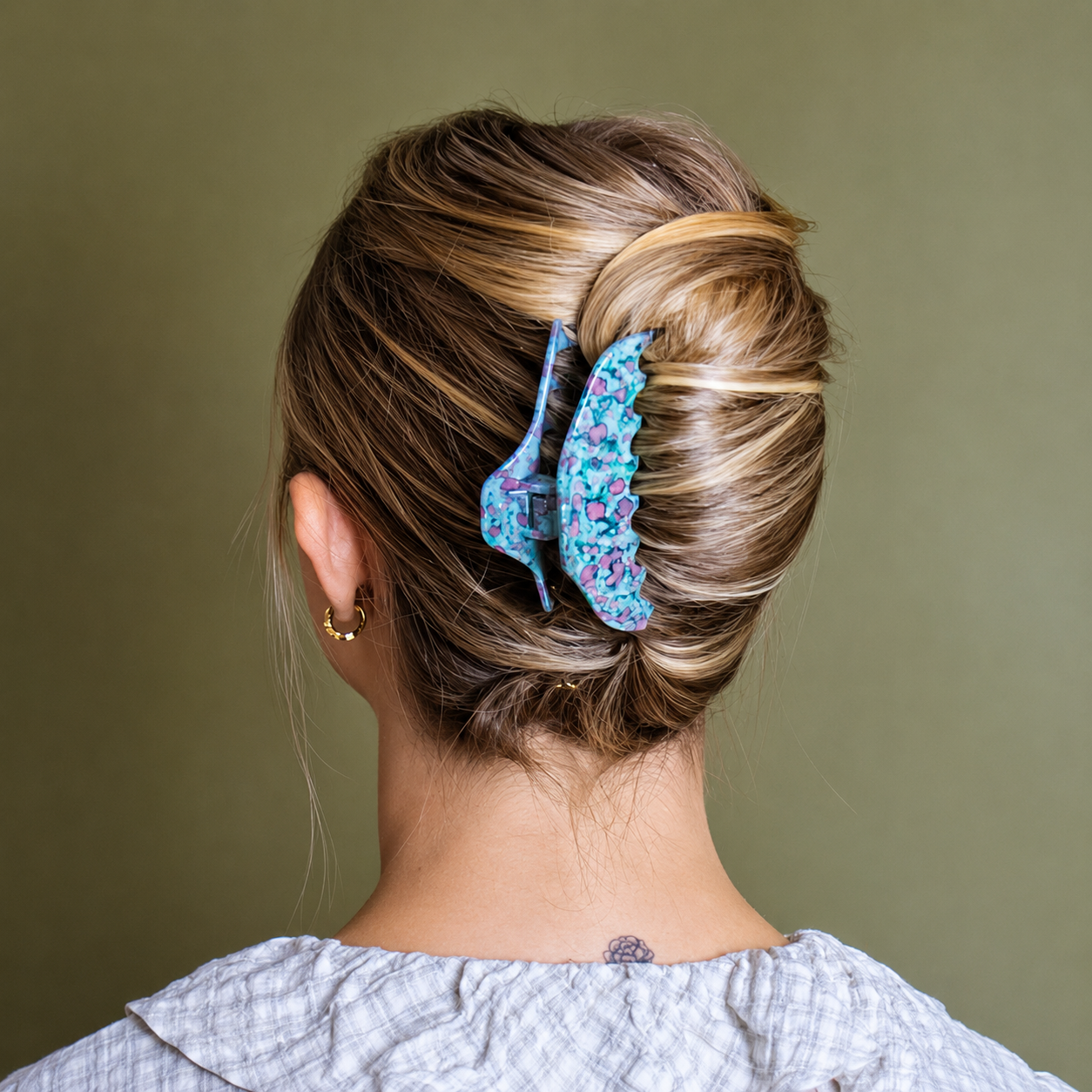 Botanical Medium Hair Claw Clip for Fine Hair