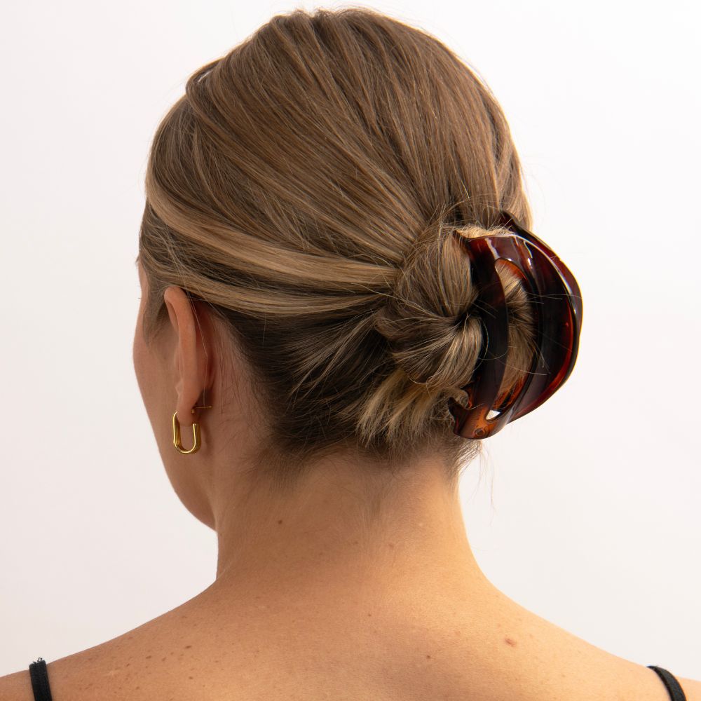 Tortoiseshell Medium D Shape Hair Claw Clip at Tegen Accessories