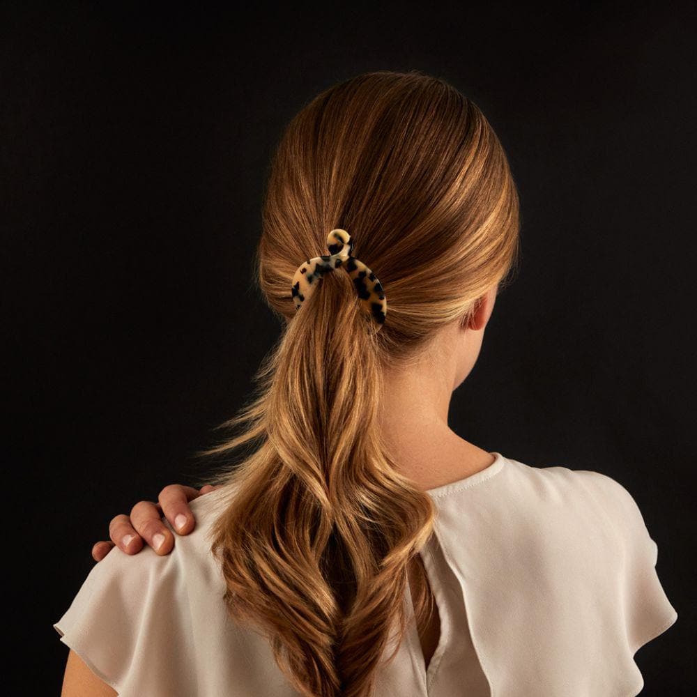 Small Round Banana Clip Handmade French Hair Accessories at Tegen Accessories |White Tokio