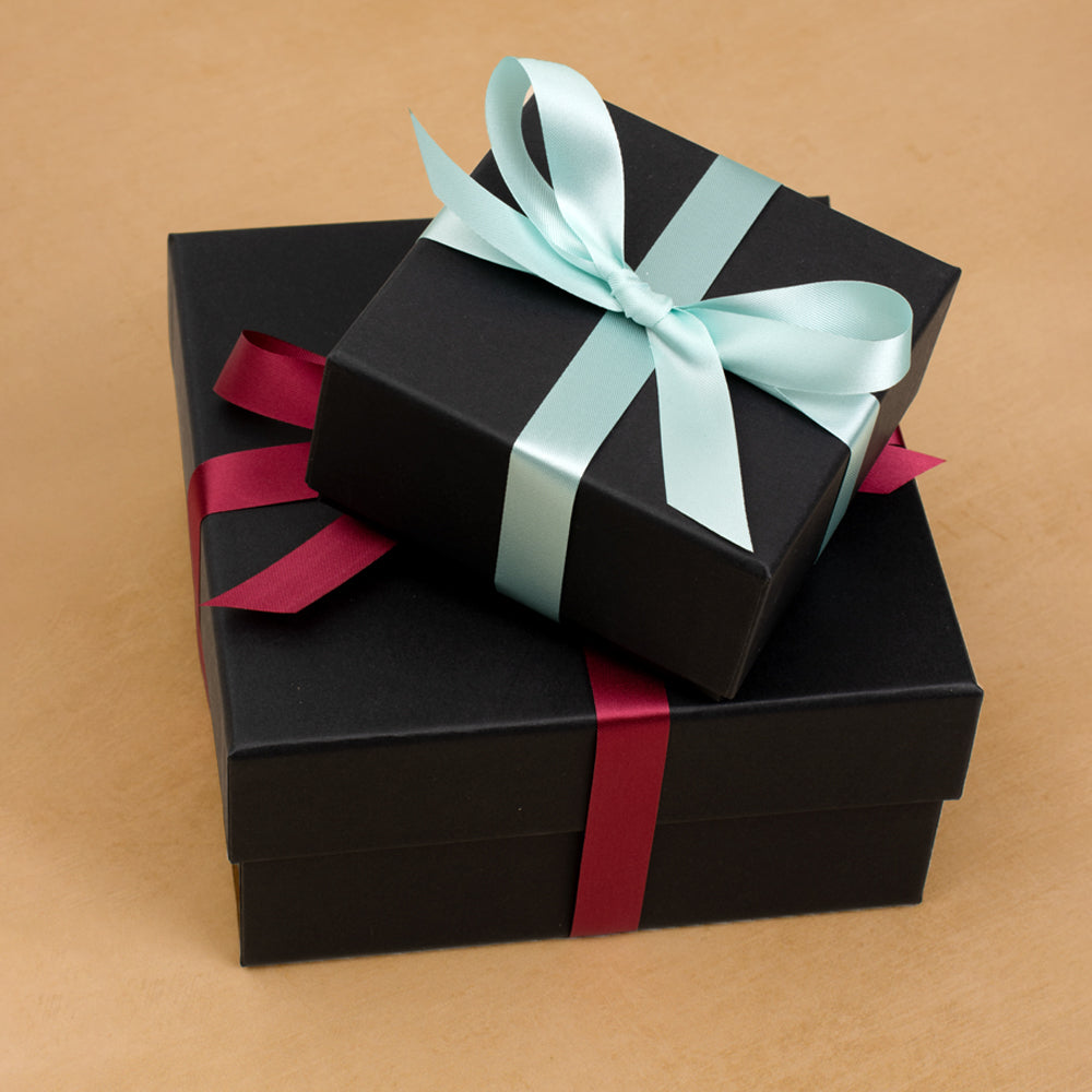 Gift Wrapping at Tegen Accessories