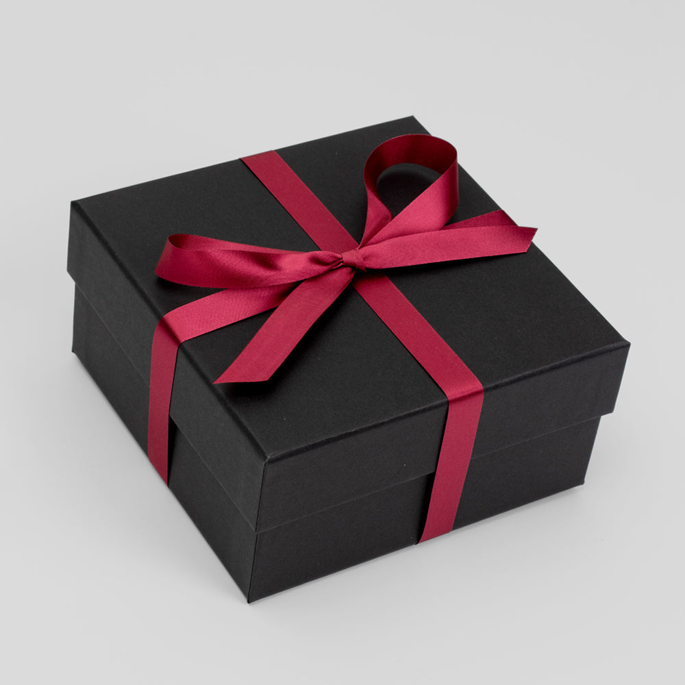 Gift Wrapping at Tegen Accessories