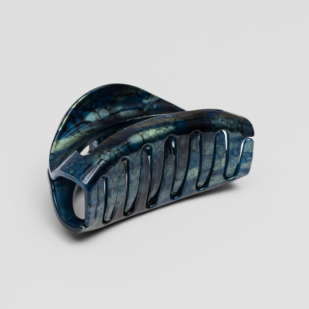 Medium D Shape Aqua Handpainted Claw at Tegen Accessories