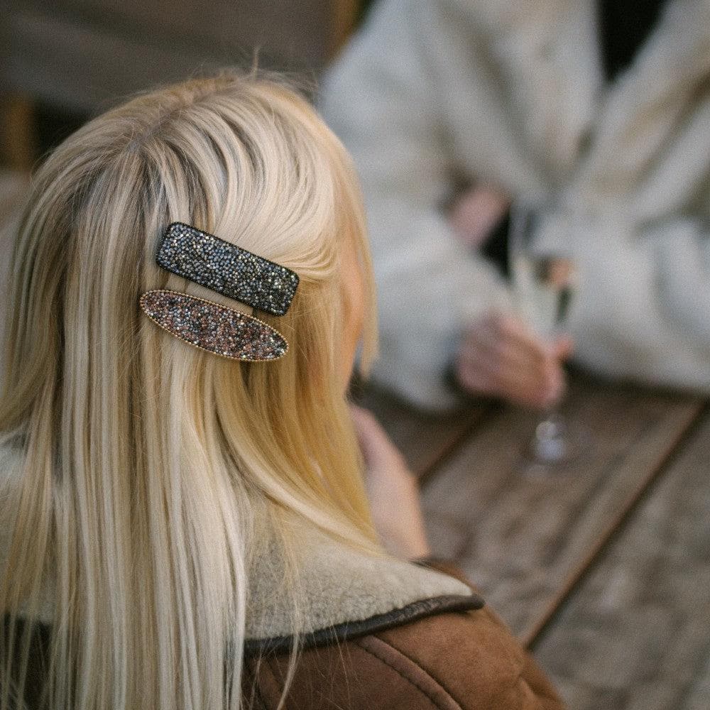 Oval Crystal Sparkle Snap Clip Crystal in at Tegen Accessories