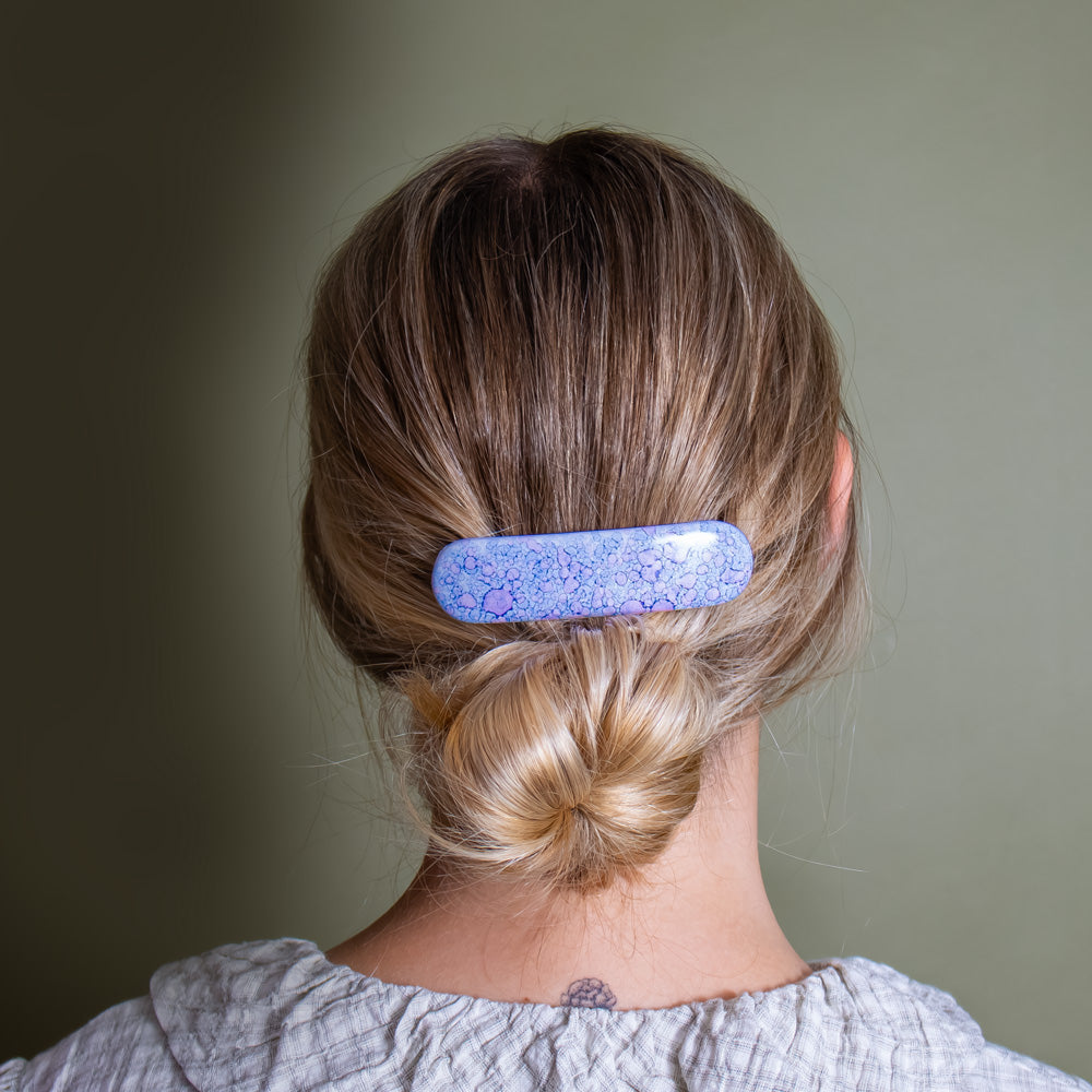 Barrette floral design with rubber band for extra grip in blue and pink