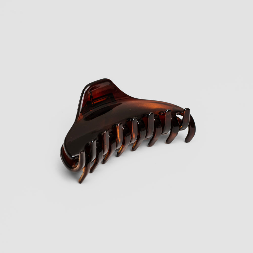 Medium Hair Claw Clip in Essentials at Tegen Accessories