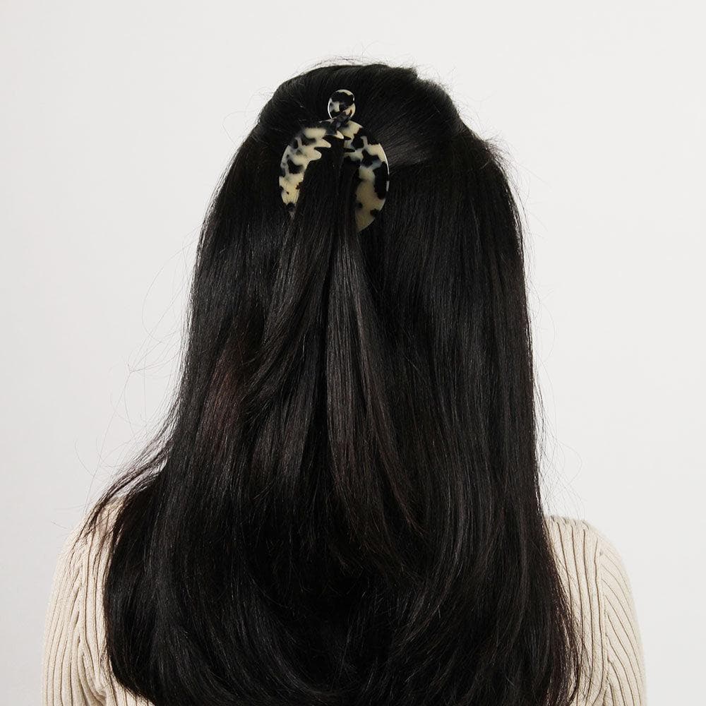 Small Round Banana Clip Handmade French Hair Accessories at Tegen Accessories |White Tokio